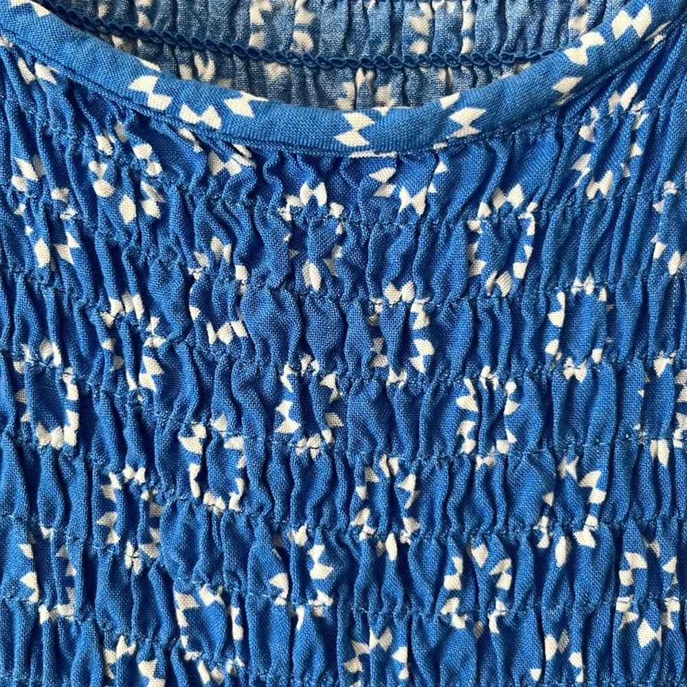 Croft & Barrow Smock Sleeveless Midi Dress Geometric Design M Blue White Casual. - Picture 5 of 12